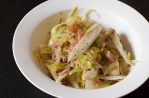 Porri, indivia e pancetta